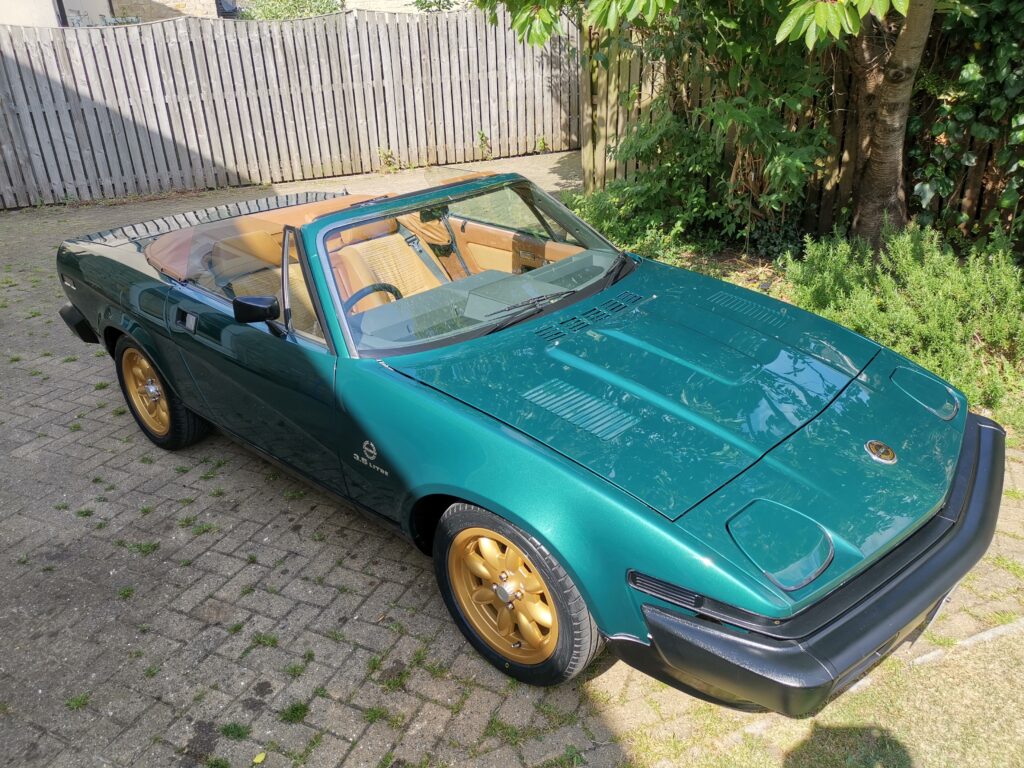 RHD Triumph TR8 NWK988W 